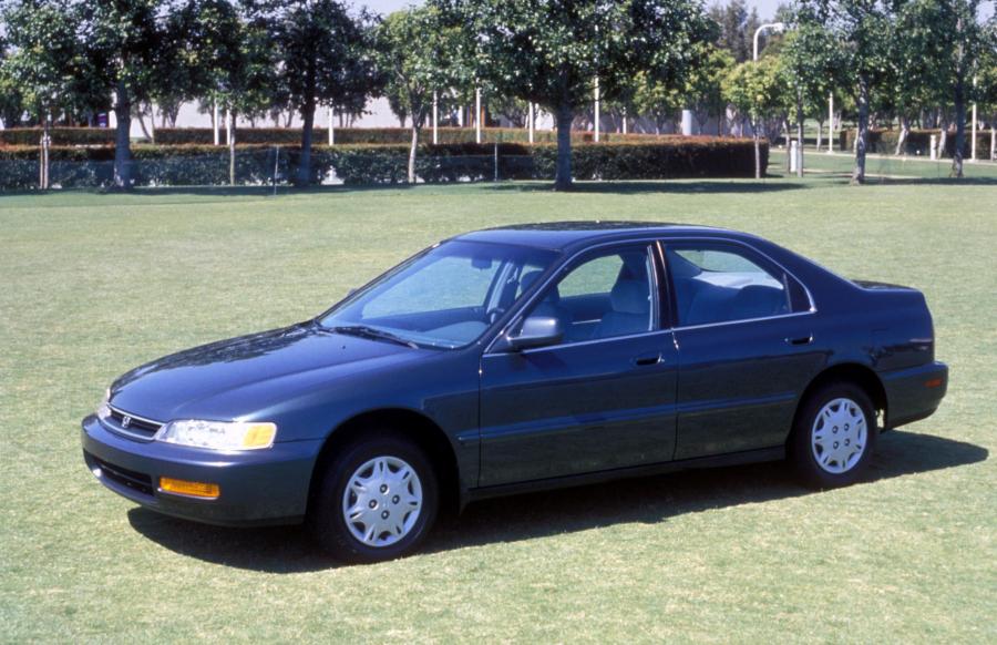  Honda Accord 1994 года  (US) (фото 11 из 19)
